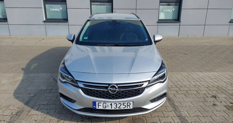 Opel Astra cena 39900 przebieg: 143000, rok produkcji 2016 z Łowicz małe 704